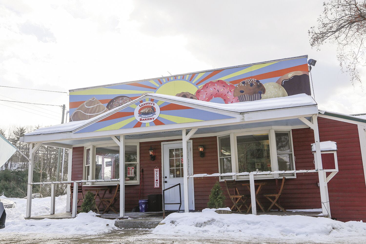 Leavitt's bakery case marches forward